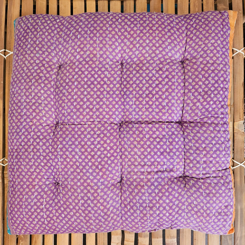 Sari hynde 40x40 h. 4 cm