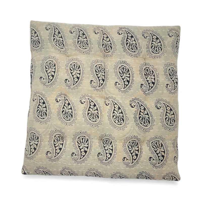 Sari hynde 40x40 h. 4 cm