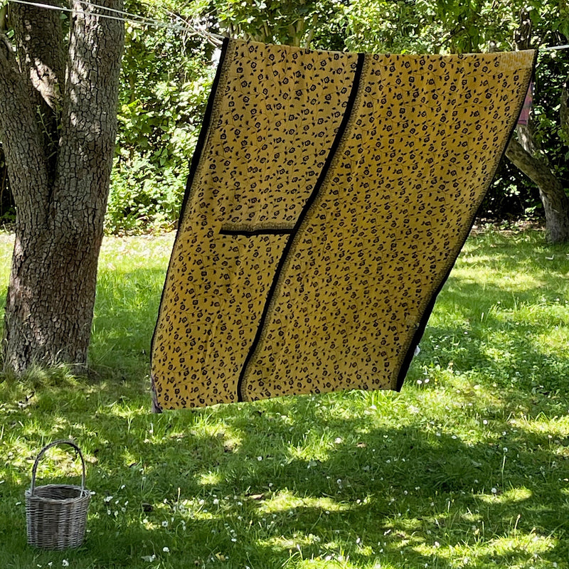Sari Kantha tæppe
