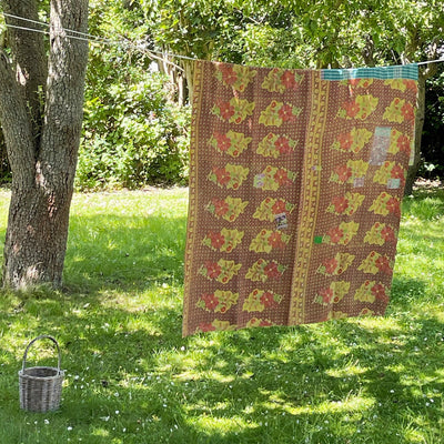 Sari Kantha tæppe